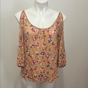 Lauren Conrad Cold Shoulder Top Sz M